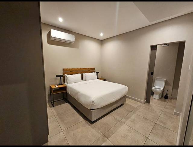 2 BEDROOM APARTMENT FOR SALE IN SANDOWN